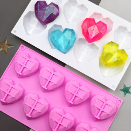 Blues new silicone cake mold 8-piece small love chocolate mold DIY soap mold three-dimensional handmade soap mold